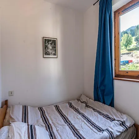 1 Bedroom Apartment, *